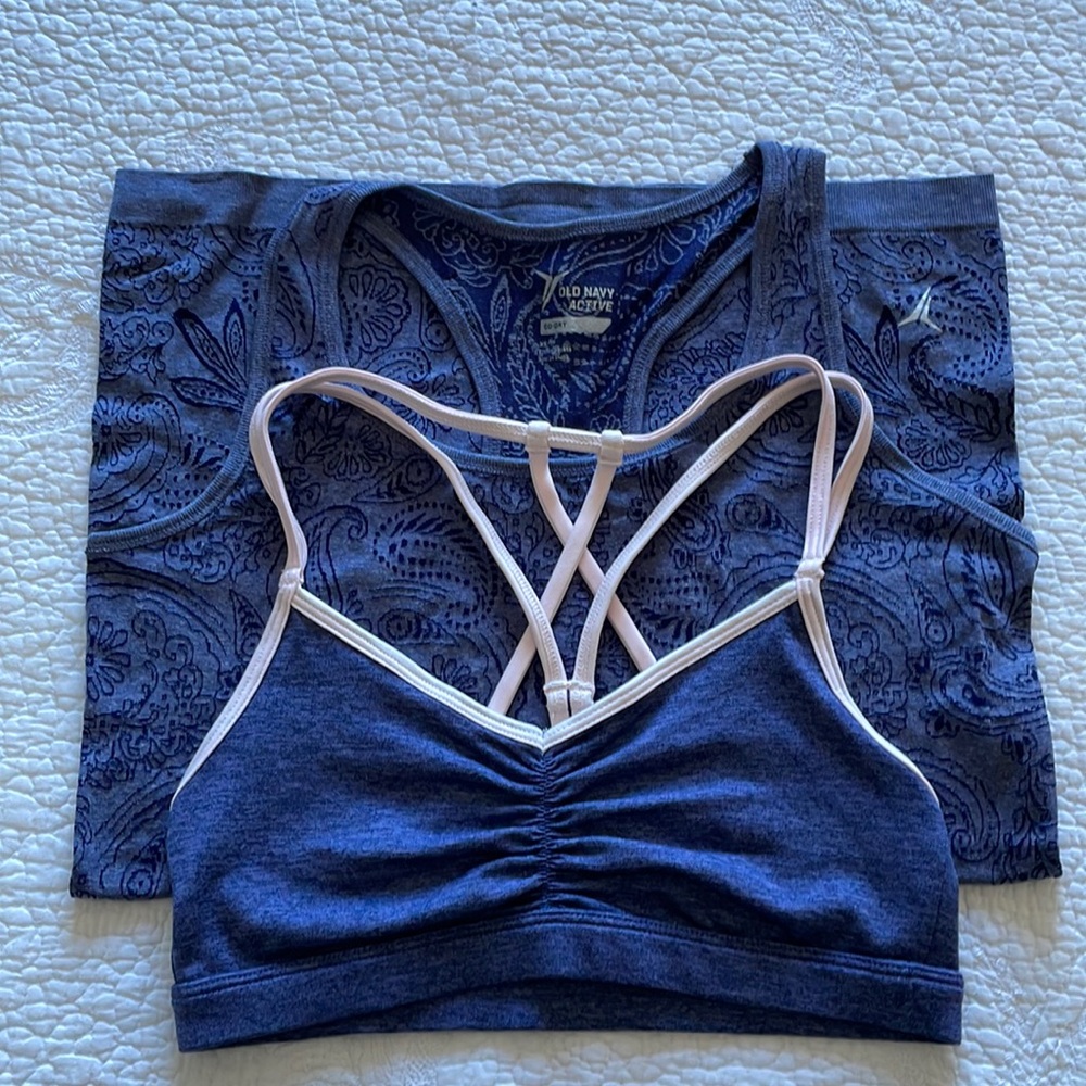 NWOT Old Navy Active Go Dry Bra & Tank size XS